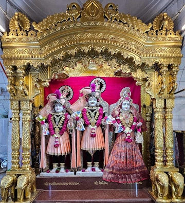 Loj Temple Murti Darshan