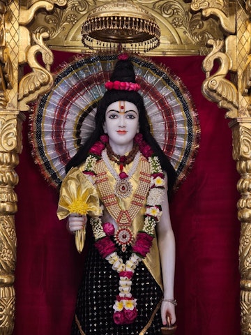 Loj Temple Murti Darshan