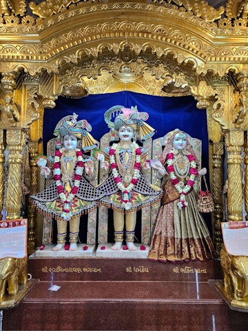 Loj Temple Murti Darshan