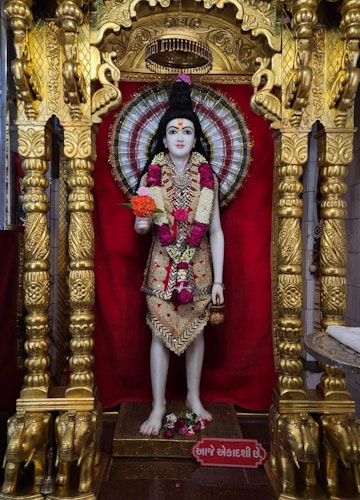 Loj Temple Murti Darshan