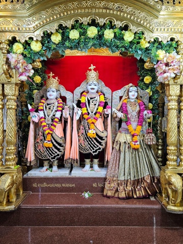 Loj Temple Murti Darshan