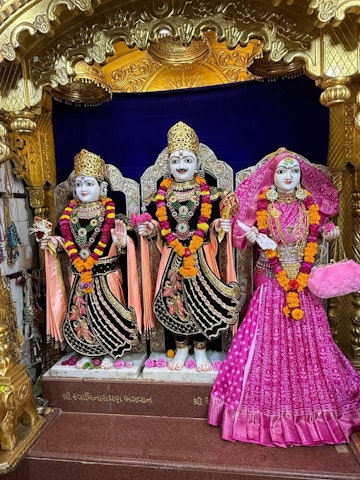 Loj Temple Murti Darshan