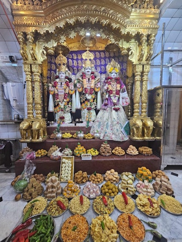 Loj Temple Murti Darshan
