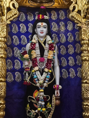 Loj Temple Murti Darshan