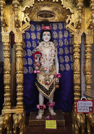 Loj Temple Murti Darshan