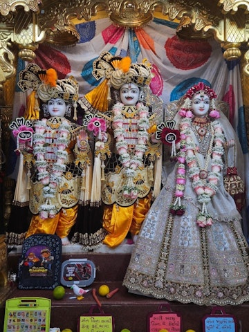 Loj Temple Murti Darshan