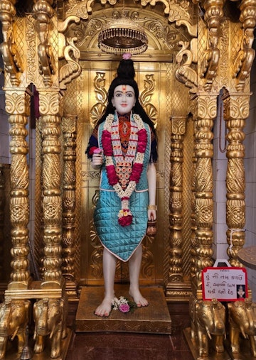 Loj Temple Murti Darshan