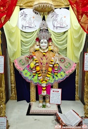 Mandvi Temple Murti Darshan