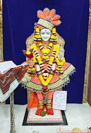 Mandvi Temple Murti Darshan