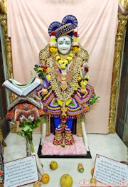 Mandvi Temple Murti Darshan