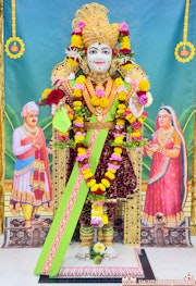 Mandvi Temple Murti Darshan