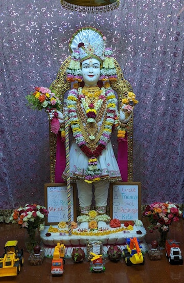 Nairobi Langata Temple Murti Darshan