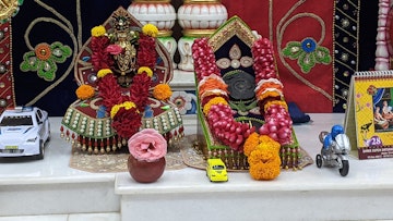 Nairobi Langata Temple Murti Darshan