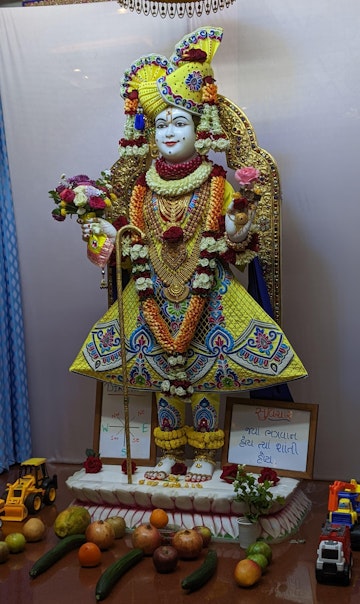 Nairobi Langata Temple Murti Darshan