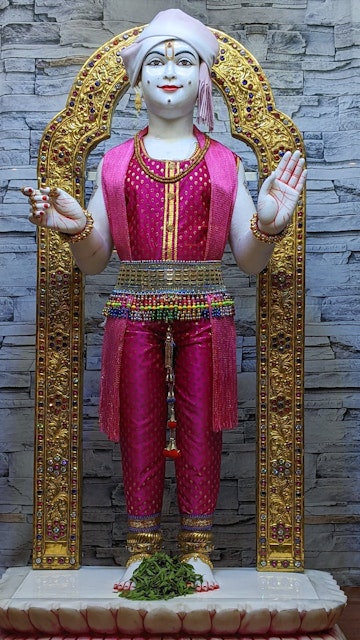 Nairobi Langata Temple Murti Darshan