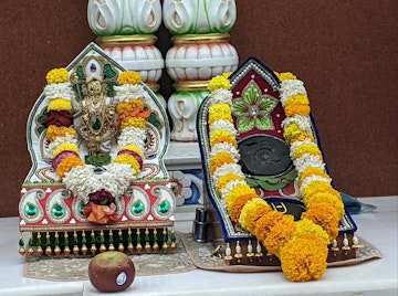 Nairobi Langata Temple Murti Darshan