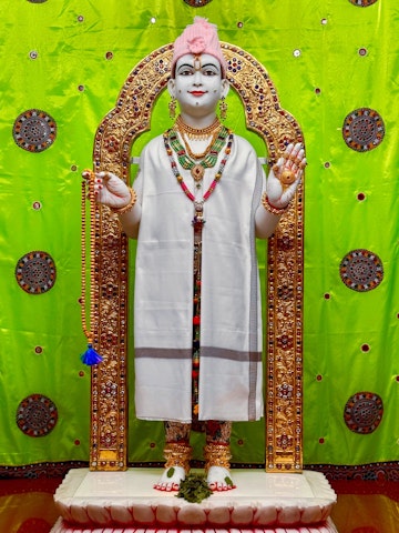 Nairobi Langata Temple Murti Darshan