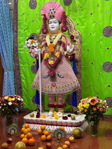 Nairobi Langata Temple Murti Darshan