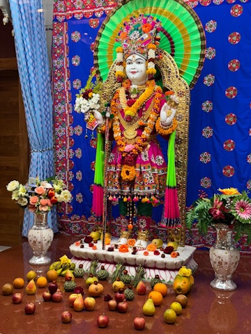 Nairobi Langata Temple Murti Darshan