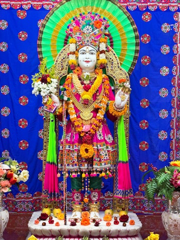 Nairobi Langata Temple Murti Darshan