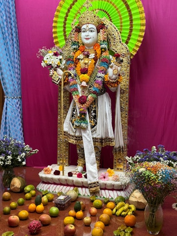 Nairobi Langata Temple Murti Darshan
