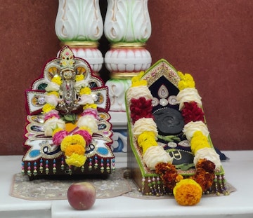Nairobi Langata Temple Murti Darshan
