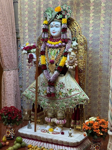 Nairobi Langata Temple Murti Darshan