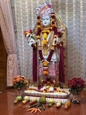 Nairobi Langata Temple Murti Darshan