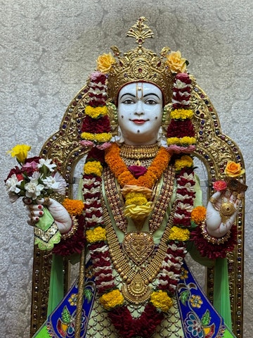 Nairobi Langata Temple Murti Darshan