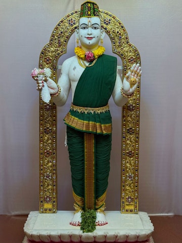 Nairobi Langata Temple Murti Darshan