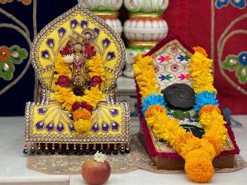 Nairobi Langata Temple Murti Darshan