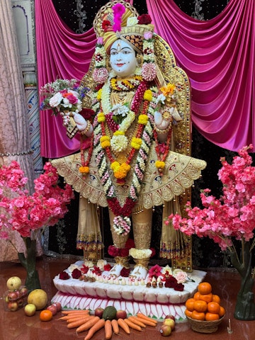 Nairobi (Langata) Temple Murti Darshan