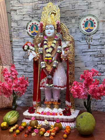 Nairobi Langata Temple Murti Darshan
