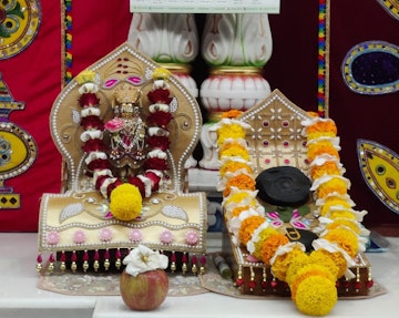 Nairobi Langata Temple Murti Darshan