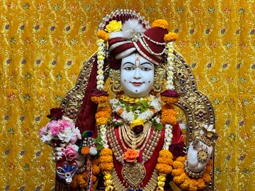 Nairobi Langata Temple Murti Darshan