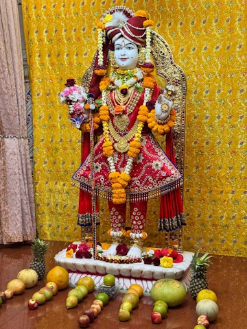 Nairobi Langata Temple Murti Darshan
