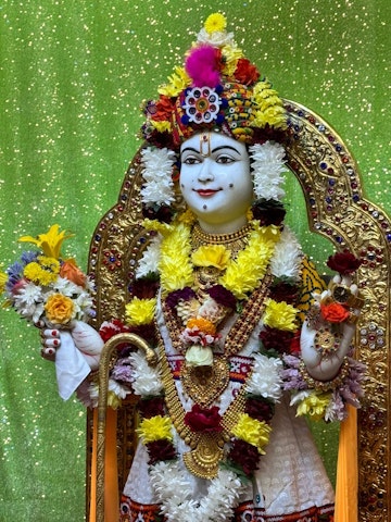 Nairobi (Langata) Temple Murti Darshan