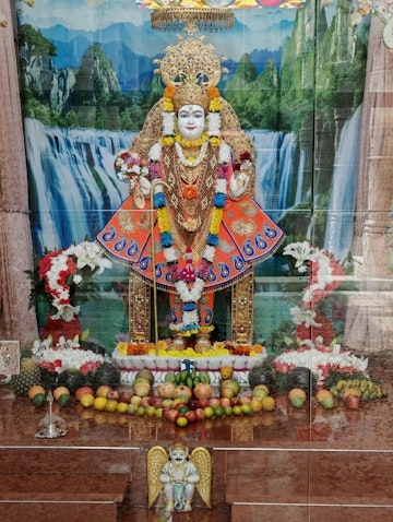 Nairobi Langata Temple Murti Darshan