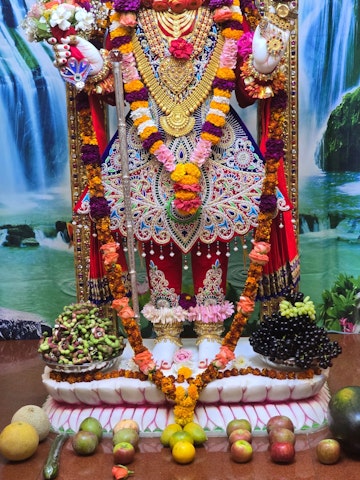 Nairobi Langata Temple Murti Darshan