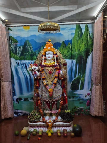 Nairobi Langata Temple Murti Darshan