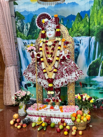 Nairobi Langata Temple Murti Darshan