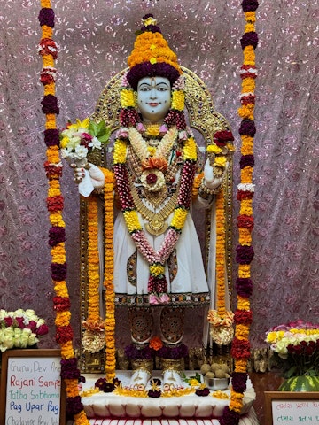 Nairobi Langata Temple Murti Darshan