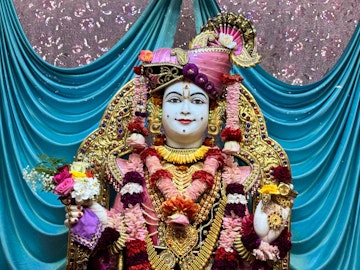 Nairobi Langata Temple Murti Darshan