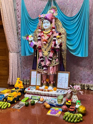 Nairobi Langata Temple Murti Darshan