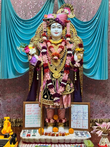 Nairobi Langata Temple Murti Darshan