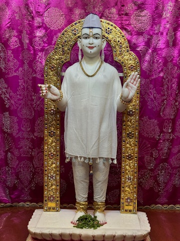 Nairobi Langata Temple Murti Darshan