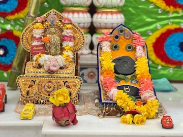 Nairobi Langata Temple Murti Darshan