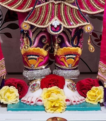 Perth Temple Murti Darshan