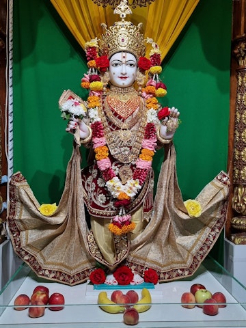 Perth Temple Murti Darshan