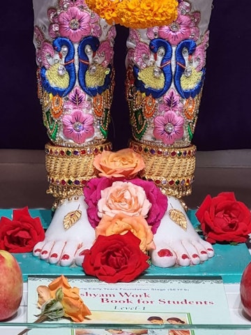 Perth Temple Murti Darshan